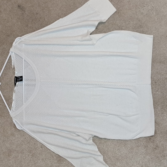 DKNY Jean's white cold shoulder sweater size XL - Picture 2 of 4